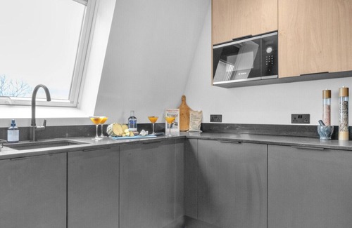 North Finchley Apartment | home.ly - North London Finchley Penthouse