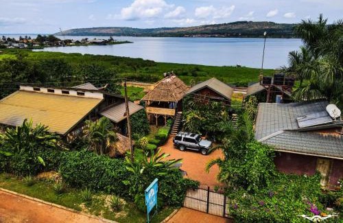 Jinja House | Home On The Nile Ernest Hemingway Suite
