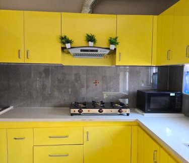 Kodambakkam Apartment | HOME STAY In TNAGAR E14