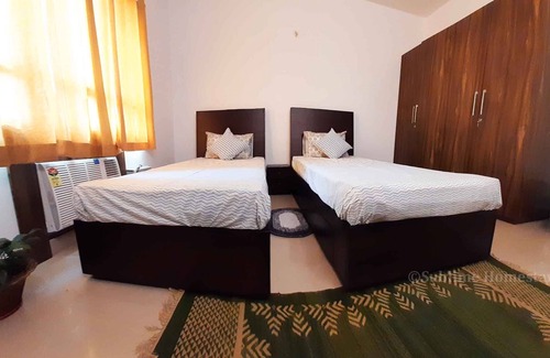 Bhubaneshwar Bed & Breakfast | Home stay, Landscape view, Green House, Bed and breakfast, family stay