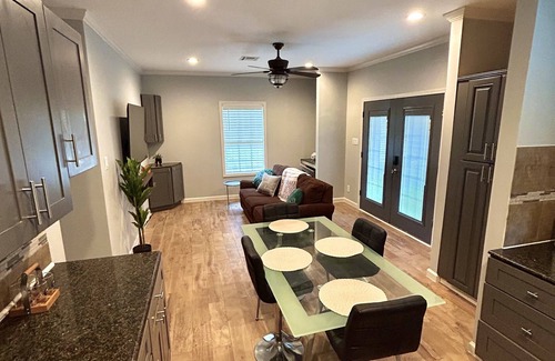 Monroe Apartment | Home Sweet Home - A luxurious escape