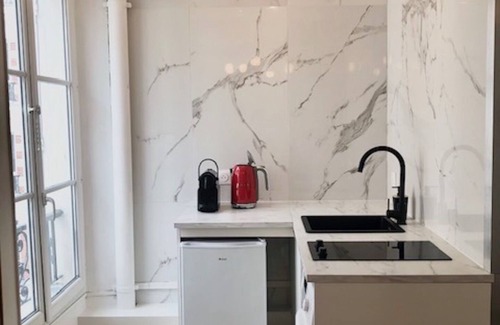 Montmartre Apartment | Home Sweet Home Paris Montmartre