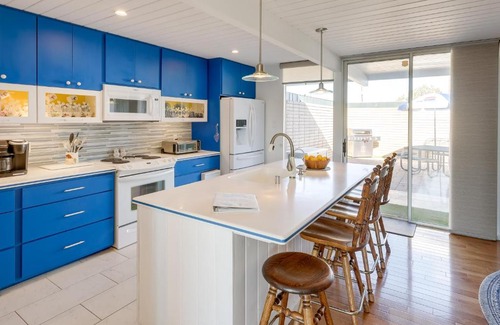 Farmington House | Home with Views and Fire Pit, 10 Mi to Aztec Ruins!
