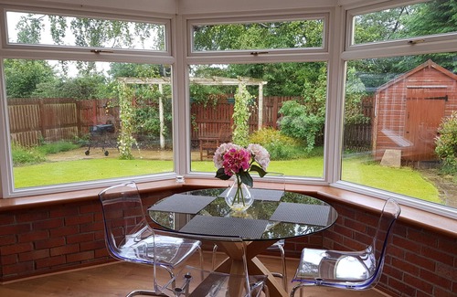 East Kilbride House | Home2Home Meadow House