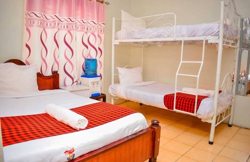 Viwanda Hotel | HomeBase Gardens