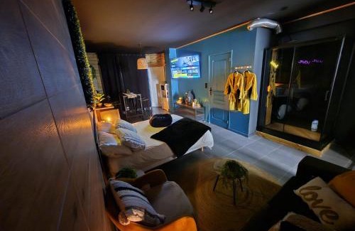 Neuilly-en-Thelle Apartment | Homelove Spa