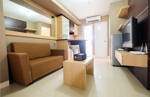 Jatinegara Apartment | Homely 2 Bedroom at Bassura City Apartment By Travelio