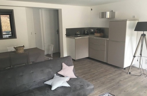 Saint-Sebastien-sur-Loire Apartment | Homerez - Cosy Apartment near Nantes