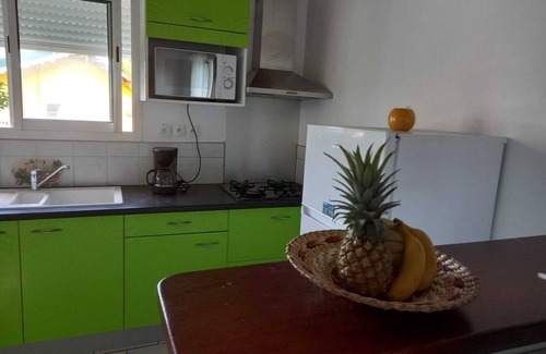 Capesterre-Belle-Eau Apartment | Homerez - Apartment in Capesterre-Belle-Eau