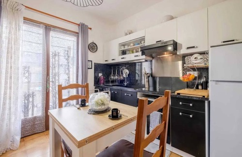 Bastide Giraud Apartment | Homerez - Apartment in Villeneuve-Loubet