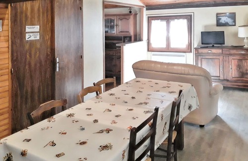 Belcaire Apartment | Homerez - Apartment in Belcaire