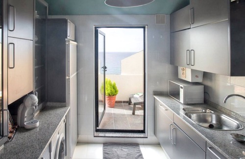 Malpica de Bergantinos Apartment | Homerez - Apartment in Malpica, sea view