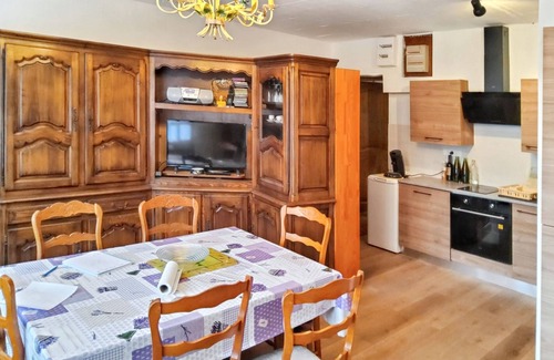 Monteux Apartment | Homerez - Apartment in Thueyts
