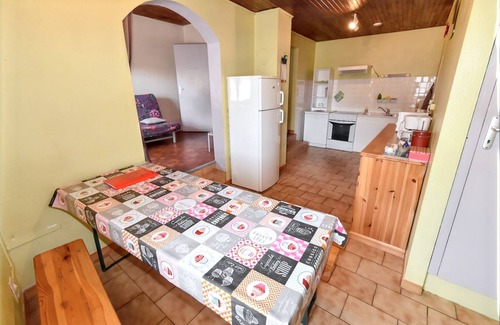 Les Lolettes Apartment | Homerez - Appt Lans-en-Vercors, mountain view