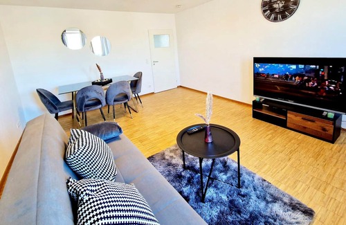 Neckarau Apartment | Homerez - Appt. Mannheim/Neckarau