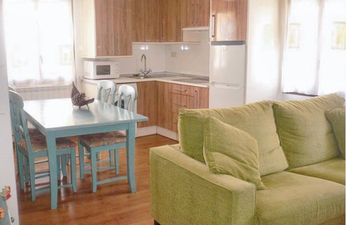 Laspaules Apartment | Homerez - Apt Mountain View Laspaúles