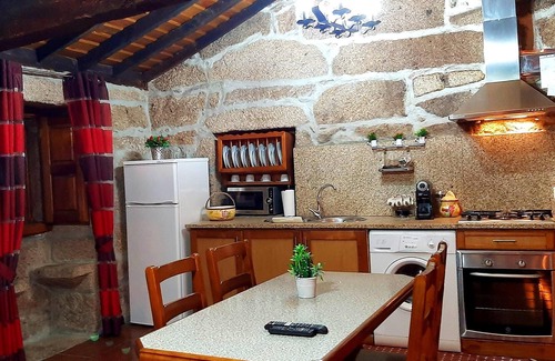 Lindoso House | Homerez - Beautiful house for 4 ppl. with terrace at Lindoso