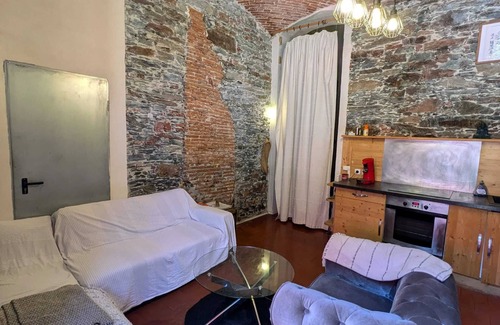 Bastia Apartment | Homerez - Charming apartment in Bastia with enclosed garden