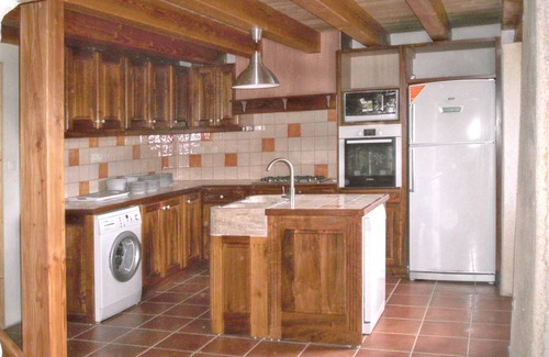 Saint-Cirq House | Homerez - Charming House in Saint-Cirq with Private Pool