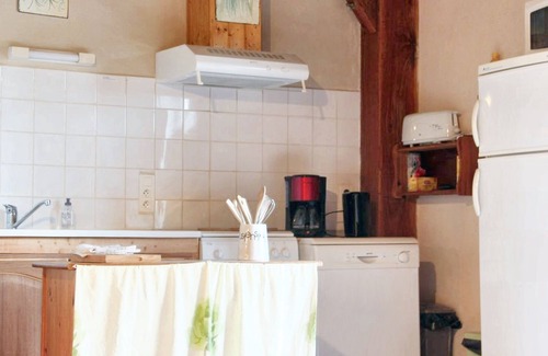 Sarrazac House | Homerez - Charming house in Sarrazac with private pool