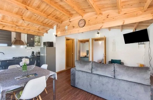 Ponte de Vagos House | Homerez - Comfortable House in Ponte de Vagos, Garden