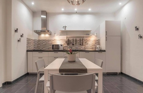 Fonte Nuova Apartment | Homerez - Cosy Apartment in Rome.