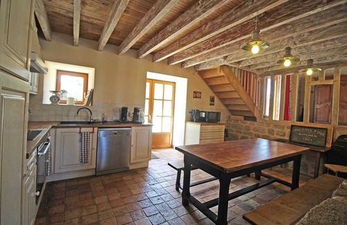 Saint-Sylvestre Villa | Homerez - Country house Saint-Sylvestre
