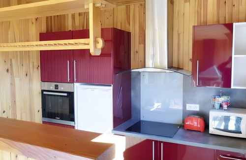 Darazac Ski Chalet | Homerez - Cozy chalet in Darazac with garden of 60 m²