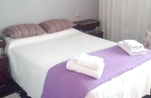 El Ensanche Zona Nuova Apartment | Homerez - Beautiful apartement for 4 ppl. with terrace at Santiago de Compostela