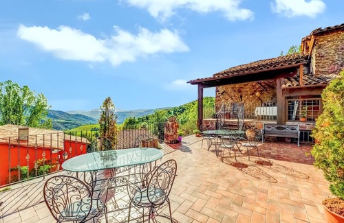 Ardanue Apartment | Homerez - Family Apartment in Ardanué, 60 sqm, View