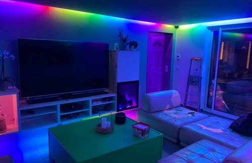Dreux House | Homerez - House Dreux, private parking