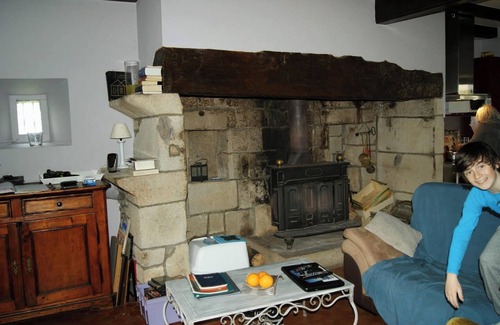 Menet House | Homerez - House in Menet, lake view