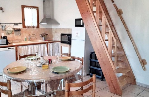 Sainte-Jalle House | Homerez - House in Sainte-Jalle