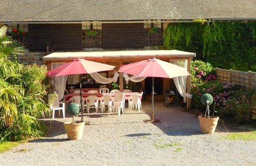 Haut-de-Bosdarros Villa | Homerez - Large villa with swimming pool and Wifi