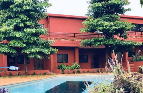 Porto-Novo Apartment | Homerez - Nice appartement for 4 ppl. with shared pool and terrace at Porto-Novo