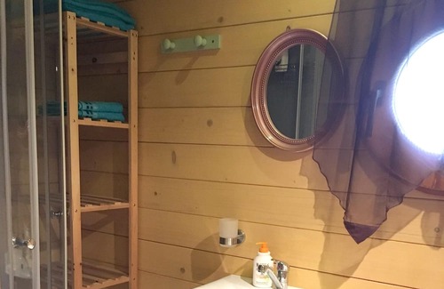 Saint-Pardoux House | Homerez - Nice bungalow for 4 ppl. with shared pool and garden at Saint-Pardoux