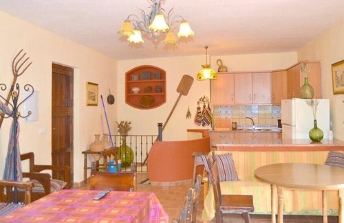 Siles House | Homerez - Nice house With mountain view and terrace