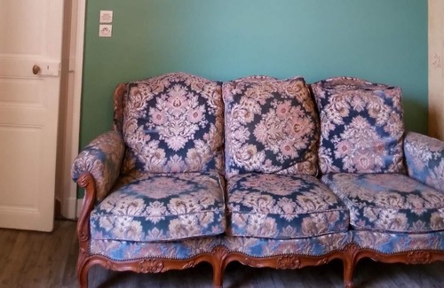 Lathus-Saint-Remy House | Homerez - Spacious house for 7 ppl. at Lathus-Saint-Rémy