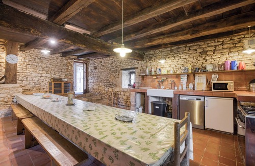Gavaudun House | Homerez - Spacious and Comfortable House in Gavaudun