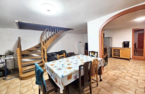 Peron House | Homerez - Spacious House in Péron - Terrace