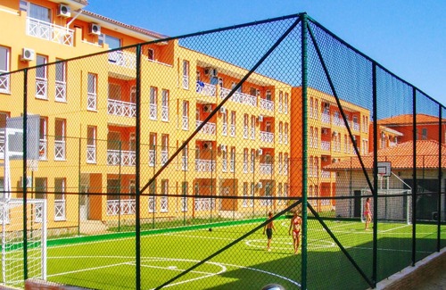 Tankovo Apartment | Homerez - Studio 3 km away from the beach for 2 ppl. with shared pool at Tankovo