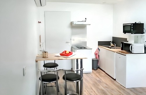 Saint-Jory Apartment | Homerez - Studio in Saint-Jory