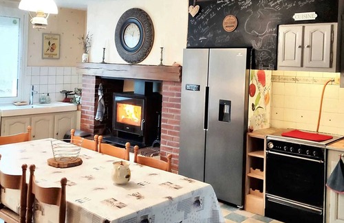 Bosset Villa | Homerez - Villa in Bosset, pool.