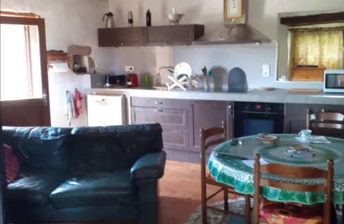 Bannes Villa | Homerez - Villa with Pool and View in Bannes
