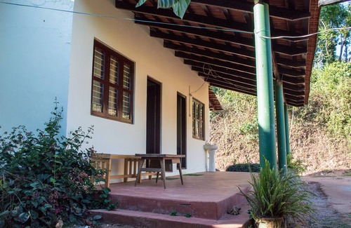 Mudigere House | HomeStay away from the hustle bustle of the city in midst of nature at its best.