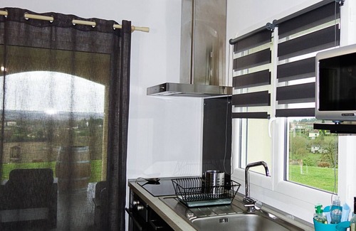 Montagrier House | Homestay Bellevue - Cozy, cozy & stunning views for 4 people
