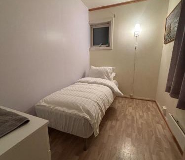 Hammerfest House | Homestay - Central Hammerfest