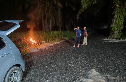 Banting House | HOMESTAY DATUL BANTING #6, 2bilik 5-7org, Near Kelanang, HargaB40, #NO TOWEL