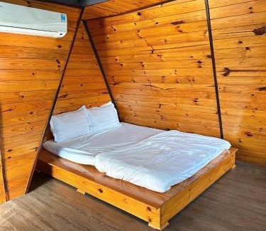 Krong Ana Hotel | Homestay Hồ Sen