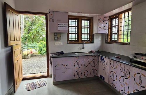 Pirmed Villa | Homestay With Awesome Views and Lovely Stay for Your Family